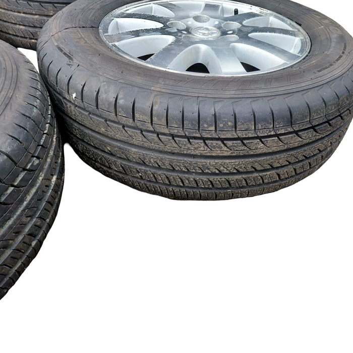 A261 - VT / VX Holden Berlina - 16" Alloy Wheels (set of 5)