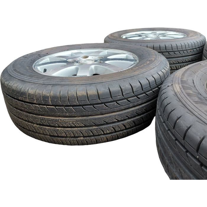 A261 - VT / VX Holden Berlina - 16" Alloy Wheels (set of 5)