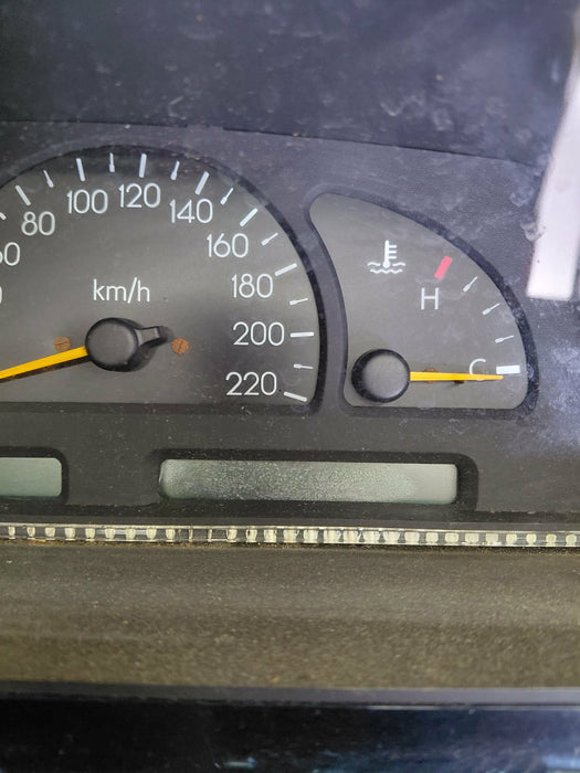A283 - 09/1995 VS Holden Statesman - Cluster V8 AUTO Condition Unknown