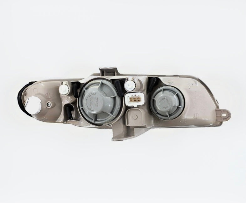 New OEM Quality VT / VX / VU Holden Commodore Executive / Acclaim Headlight Set