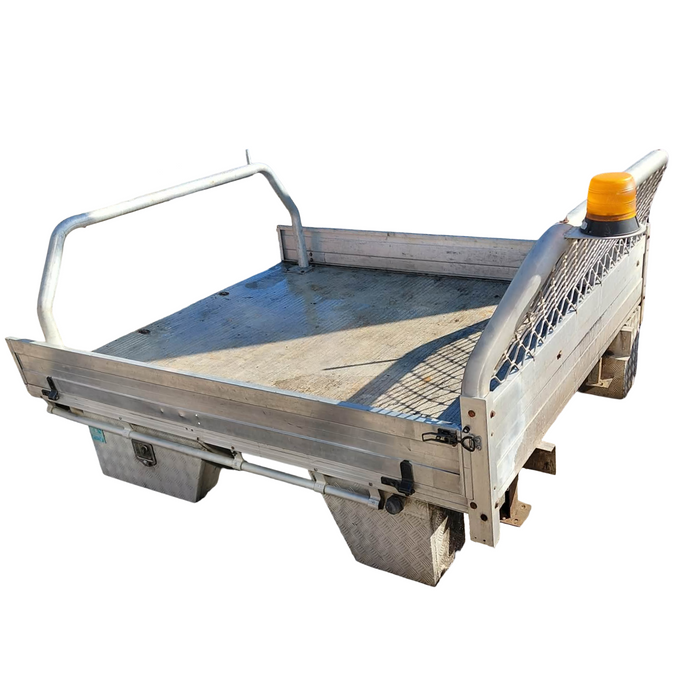 A303 - VZ Holden ONE TONNER Utility - UTE Flat Bed with Trundle Tray & Taillight's