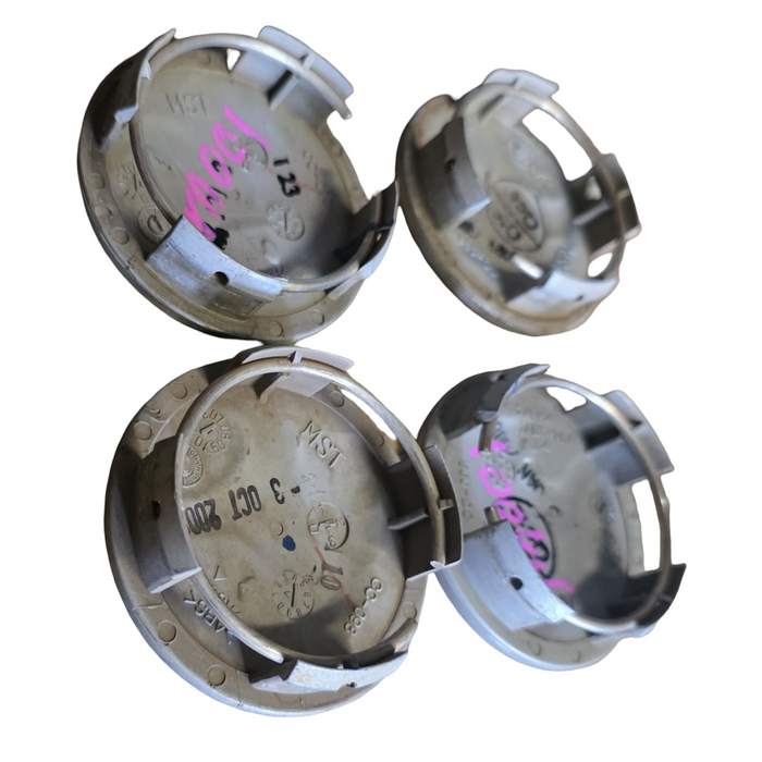 VT, VX, VU, VY, VZ Holden Commodore - Centre Cap Set - Charcoal and Satin Silver GENUINE