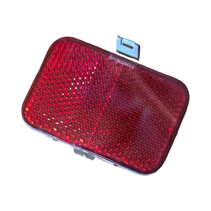 HH003 - VG / VP / VR / VS Holden Commodore - Utility Reflector