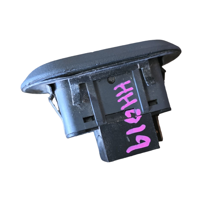 HH019 - VN / VP /VR / VS Holden Commodore Sedan - Rear Power Window Switch - Grey