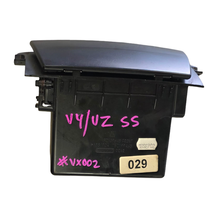 Vx002 - VY / VZ SS Holden Commodore - Dash Pocket - Black