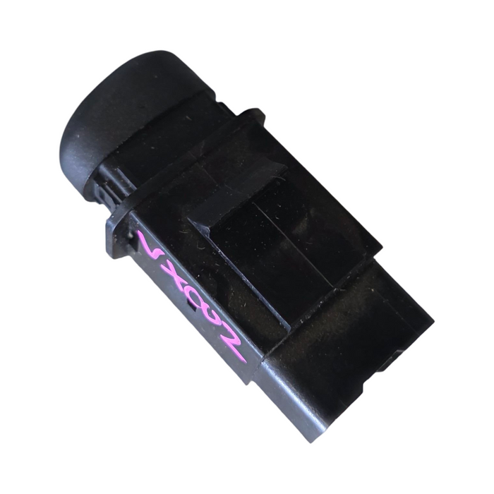 Vx002 - VX Holden Commodore - Hazard Switch
