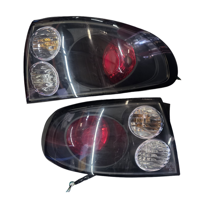 Vx002 - VX / VT Holden Commodore - Taillight Set - Monaro Style