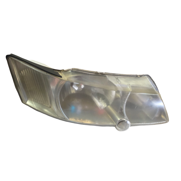 Vx002 - VY Holden Commodore - Driver's Side Headlight GENUINE