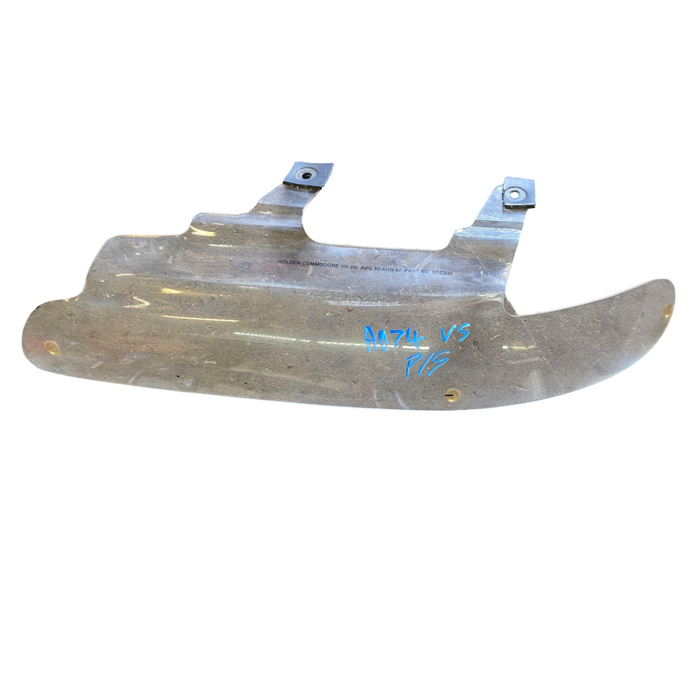 A074 - VS Holden Commodore - Passenger Side Headlight Protector