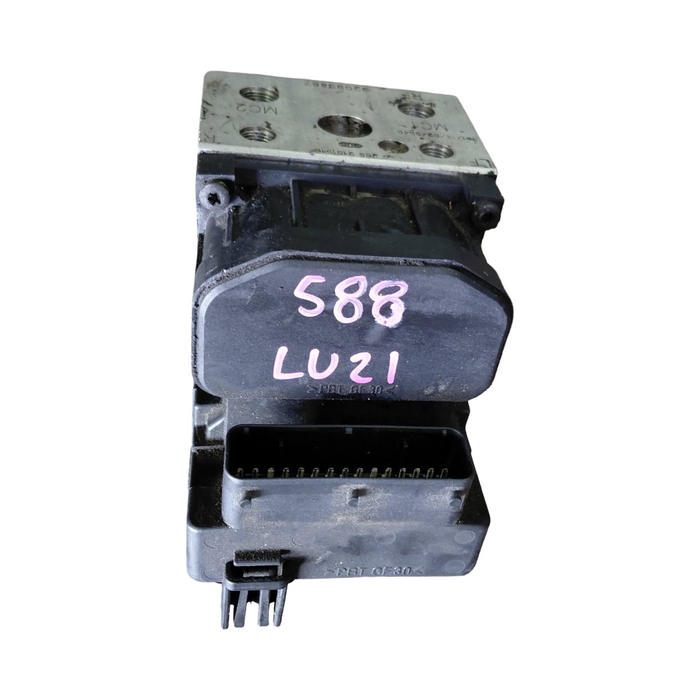 Lu021 - VT / VX / VU / VY Holden Commodore - ABS Module 588