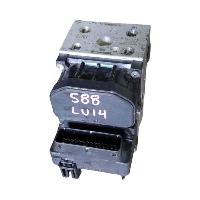 Lu022 - VT / VX / VU / VY  Holden Commodore - ABS Module 588