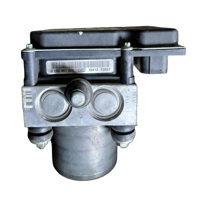 Lu030 - VE Holden Commodore - ABS Module 1823