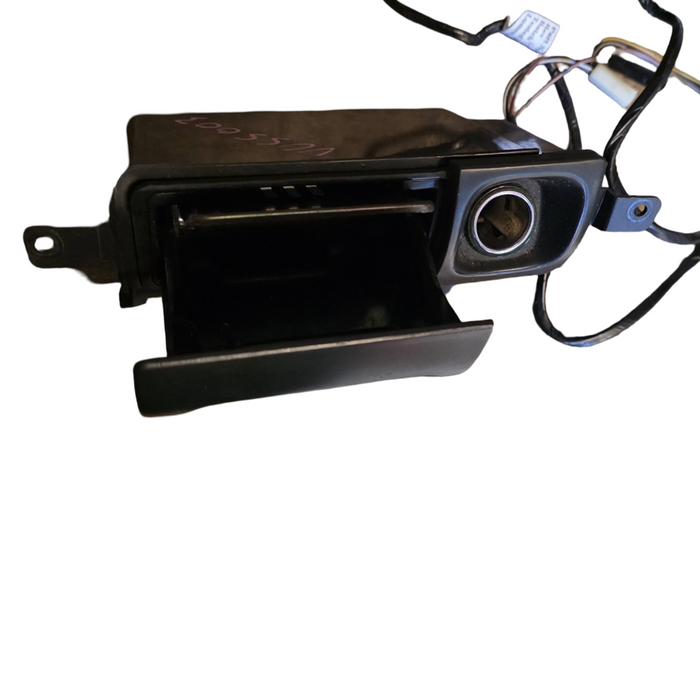 Vuss003 - VT, WH, VX, VU Holden Commodore - Dash Mount Ashtray and Lighter Socket