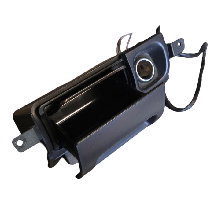 Vuss003 - VT, WH, VX, VU Holden Commodore - Dash Mount Ashtray and Lighter Socket