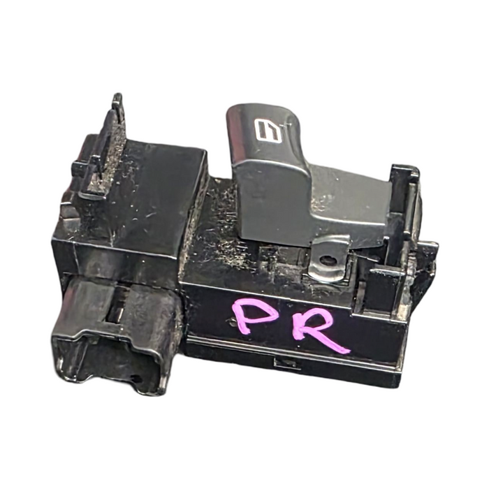 Re125 - VE Holden Commodore Series II - Passenger Rear Window Switch
