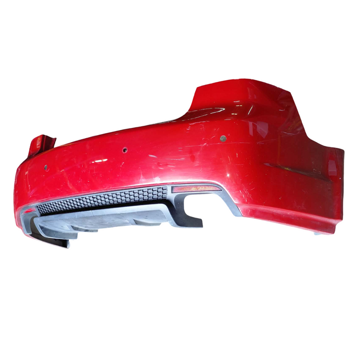 FM001 - VE Holden Commodore SERIES I - Rear Bar w/ Rear Reflectors - Sting Red #687F