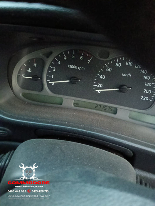 VXSS003 - VX SS Holden Commodore - V8 AUTO Cluster - 271, 575kms