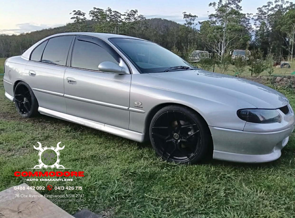 VXSS003 - VX SS Holden Commodore - Tailshaft CODE: NE - V8 AUTO SEDAN