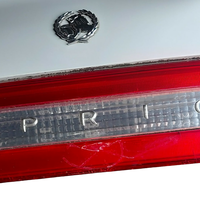 WH001 - WH Holden CAPRICE - Bootlid w/ Rear Garnish & Badge - HERON WHITE #J073