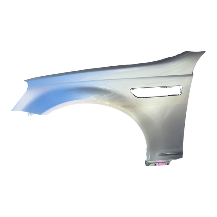 Da2011 - WM / WN Holden Statesman / Caprice - Passenger Front Guard - Nitrate Silver #636R