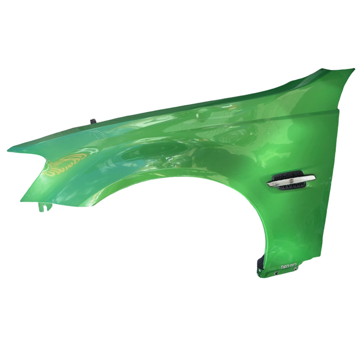Da2012 - VE Holden Commodore - Passenger Front Guard - Atomic Green #609R