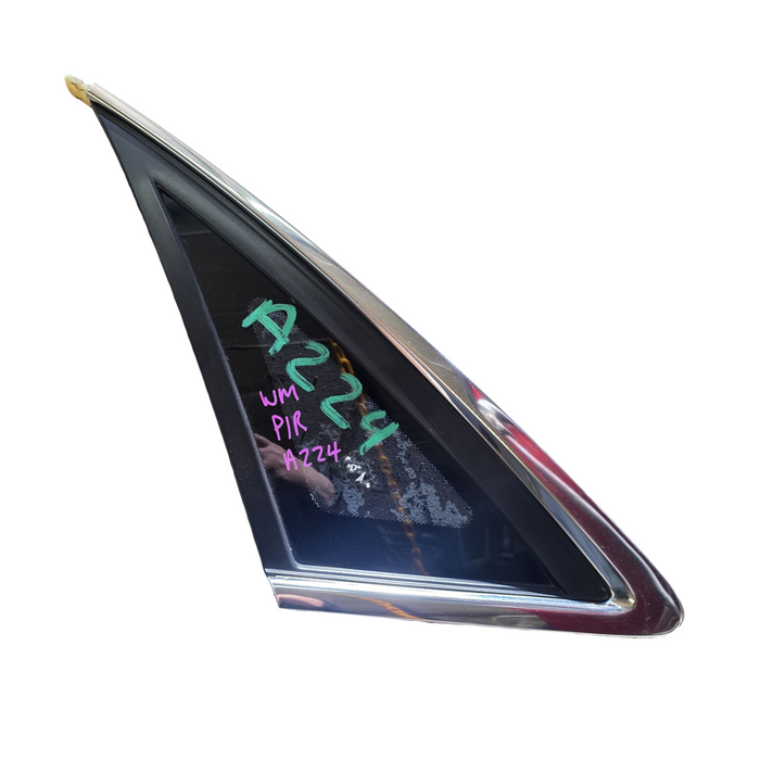 A224 - WM Holden Commodore - Passenger Rear Quater Window
