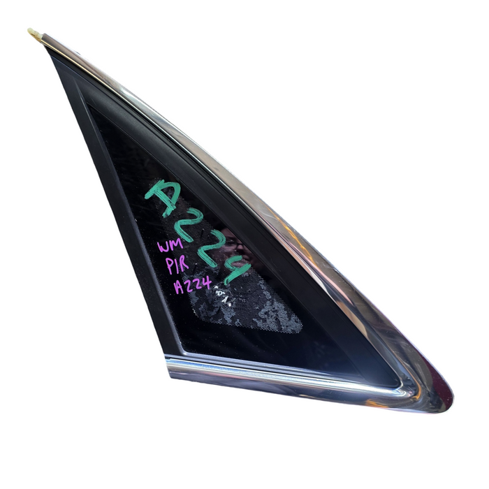 A224 - WM Holden Commodore - Passenger Rear Quater Window