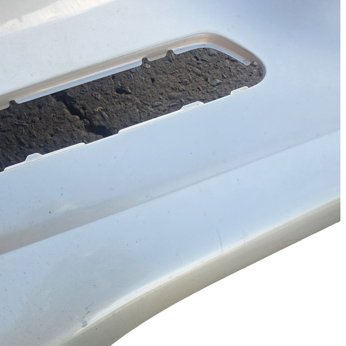 Da2-152 - WM / WN Holden Commodore - Passenger Side Guard pearl paint color