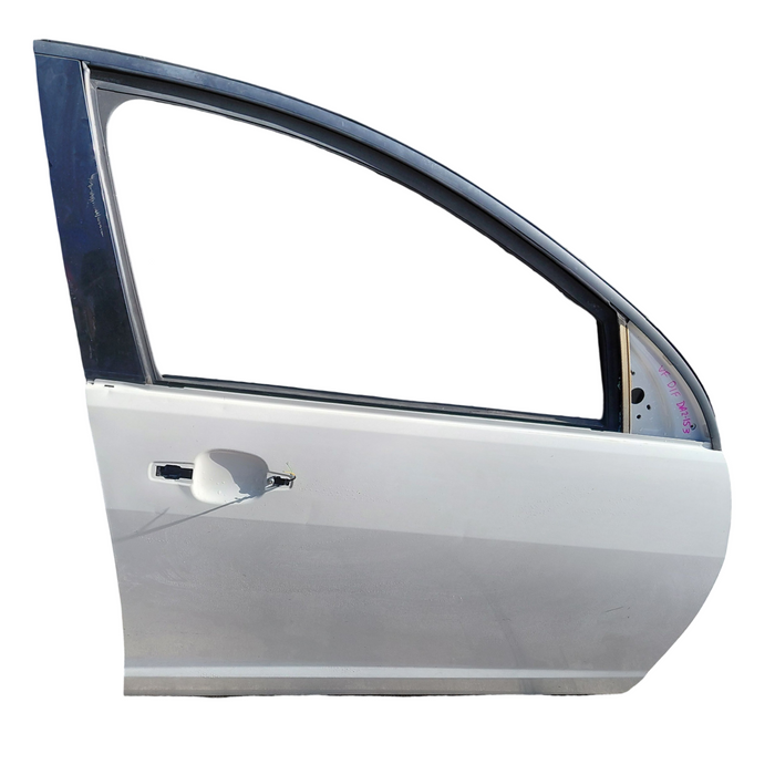 DA2-153 - VF Holden Commodore - Driver's Front Door - HERON WHITE #J073