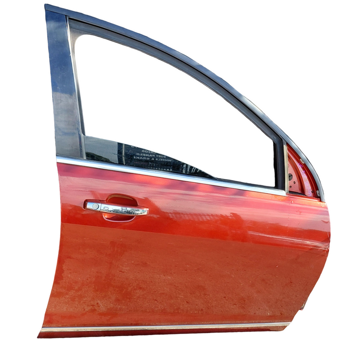 DA2-159 - VF Holden Calais - Driver's Front Door w/ Chrome Handle & Trims