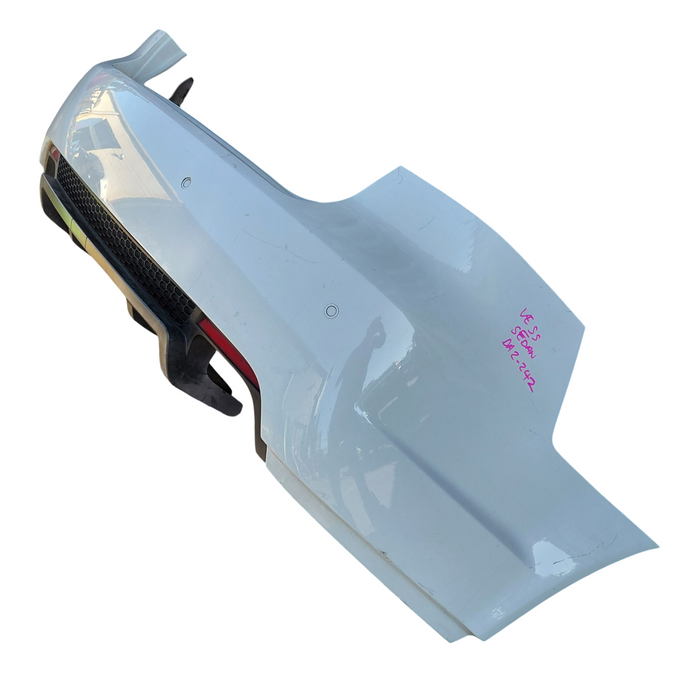 Da2-242 - VE Holden Commodore Sedan - Rear Bar with Diffuser - Herron White