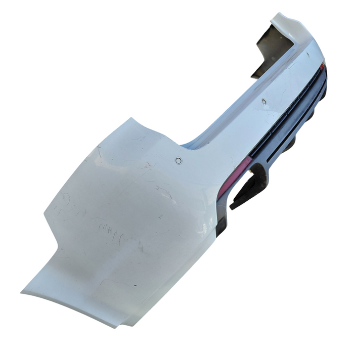 Da2-258 - VF SS / SV6 Holden Commodore Wagon - Rear Bar with Diffuser - Herron White #679F