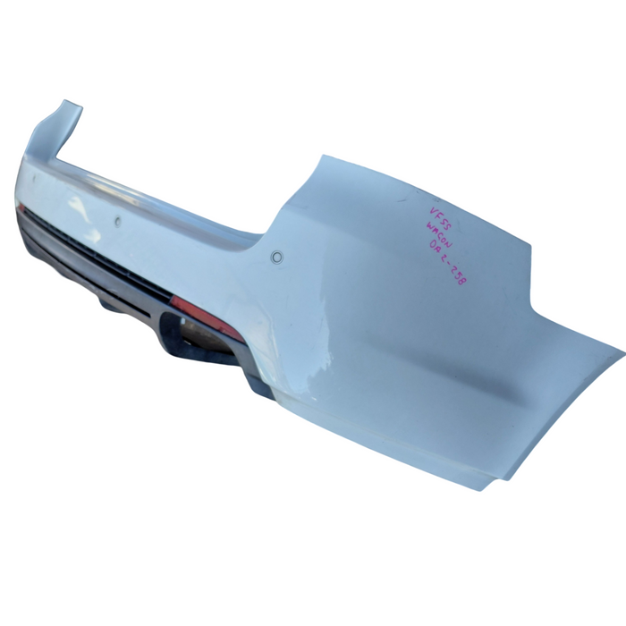 Da2-258 - VF SS / SV6 Holden Commodore Wagon - Rear Bar with Diffuser - Herron White #679F