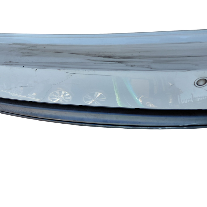 Da2-258 - VF SS / SV6 Holden Commodore Wagon - Rear Bar with Diffuser - Herron White #679F