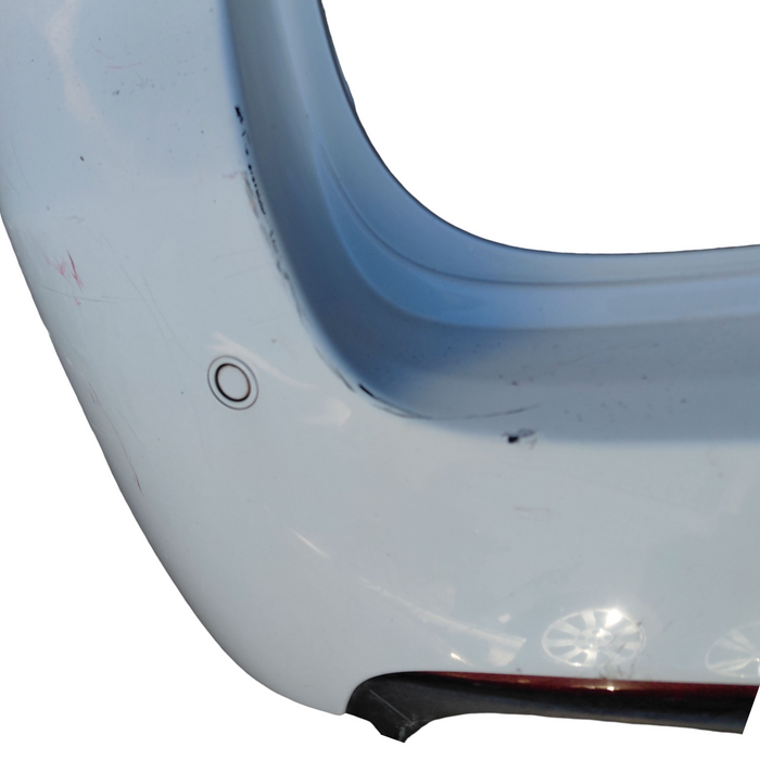 Da2-258 - VF SS / SV6 Holden Commodore Wagon - Rear Bar with Diffuser - Herron White #679F