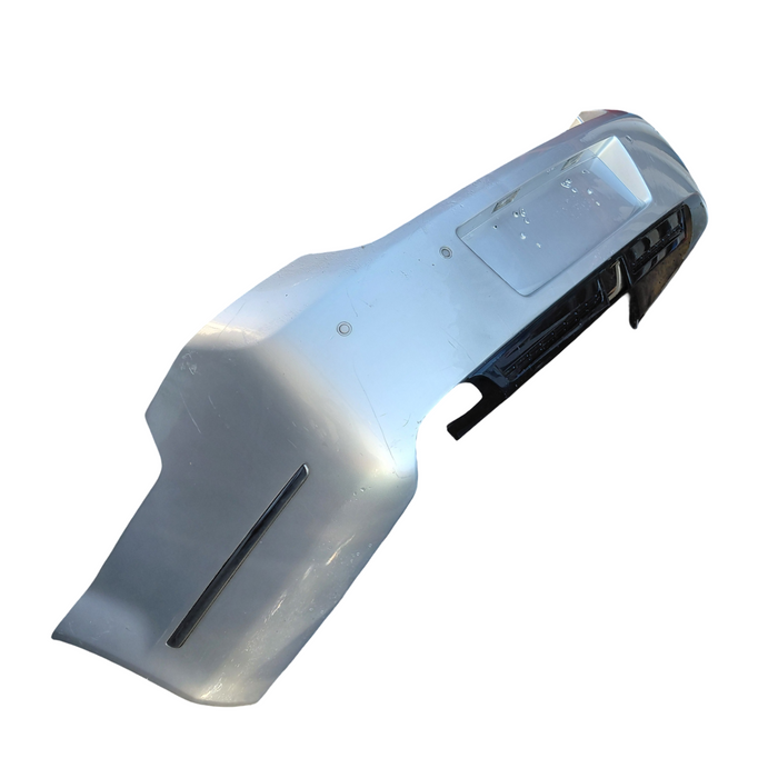 Da2-261 - WM / WN Holden Statesman - Rear Bar with Diffuser - Switchblade Silver #636R