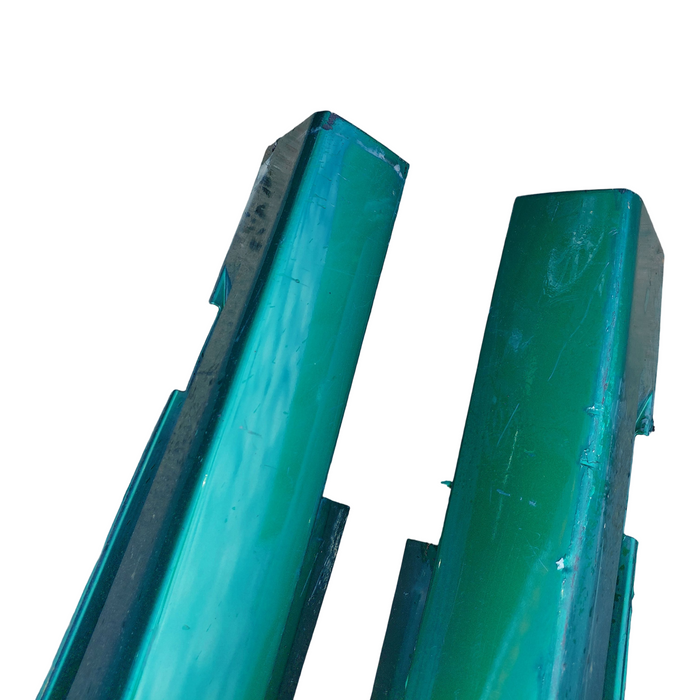 DA2-431 - VE SS Holden Commodore Utility - Sideskirts (PAIR) - Poison Ivy #746S