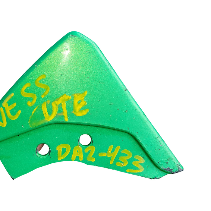 DA2-433 - VE SS Holden Commodore Utility - Sideskirts (PAIR) - ATOMIC GREEN #609R