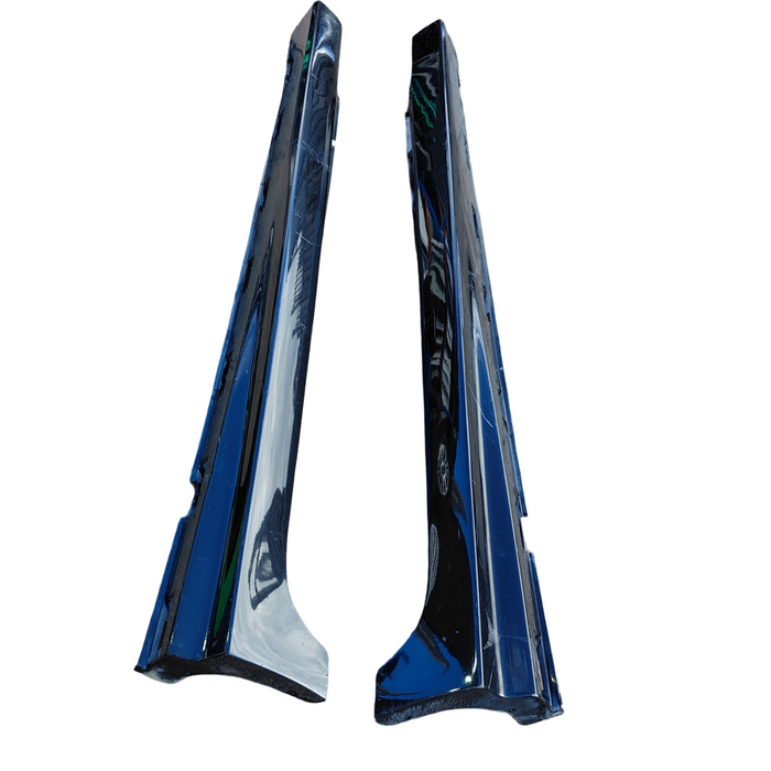 Da2-436 - VF SS Holden Commodore Wagon - Sideskirts Set - Phantom Black #690F