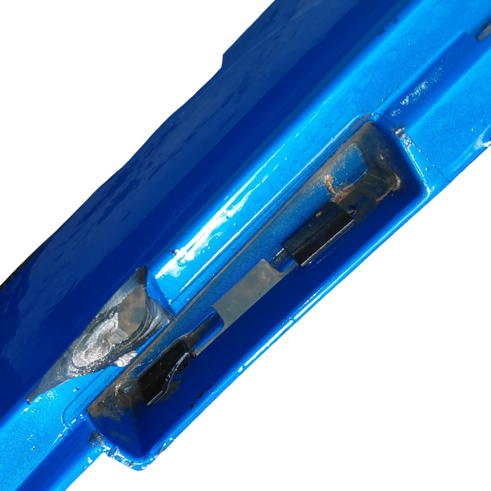 Da2-437 - VE SS Holden Commodore Sedan - Sideskirts Set - Perfect Blue #824T