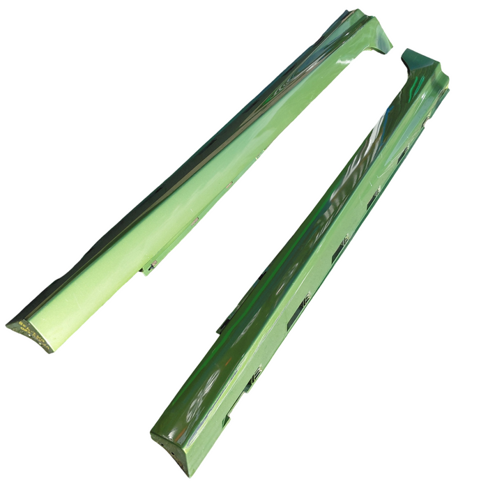 Da2-438 - VF SSV Holden Commodore Sedan - Sideskirts Set - Jungle Green #359
