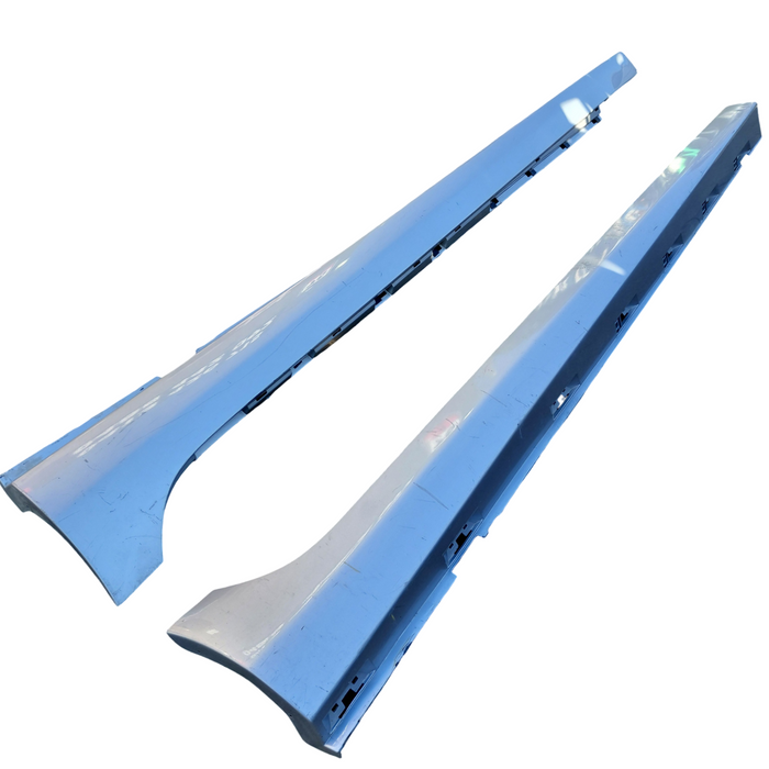 Da2-444 - WM Holden Commodore Caprice - Sideskirts Set - Switchblade Silver #636R