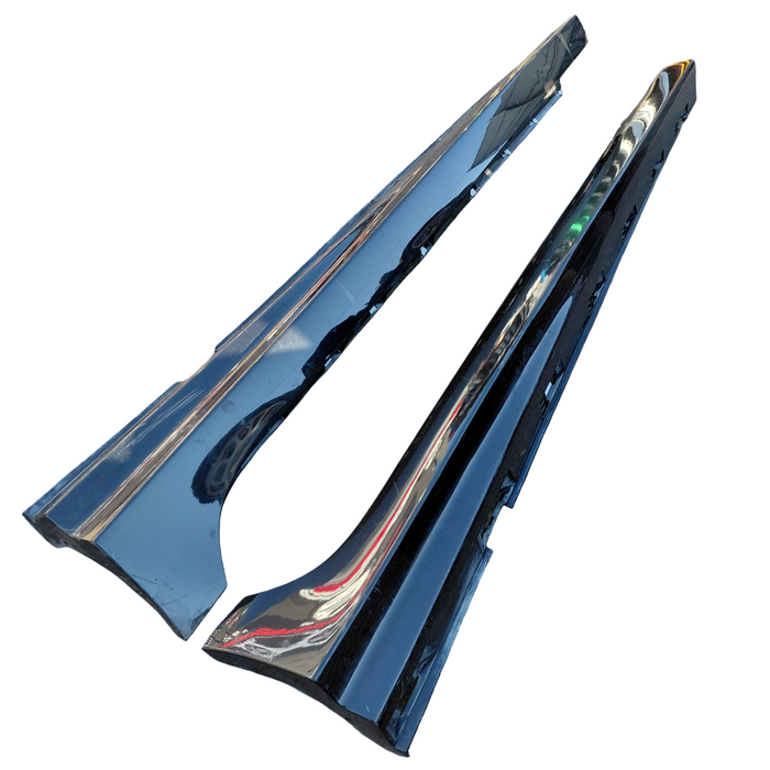 Da2-449 - VE SS Holden Commodore Sedan - Sideskirts Set - Phantom Black #690F