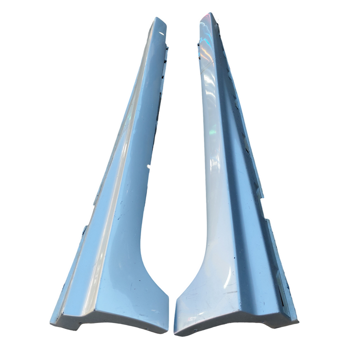 Da2-452 - VF SS Holden Commodore Sedan - Sideskirts Set - Silver
