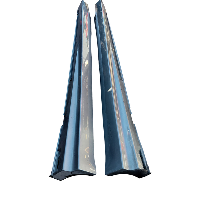 Da2-458 - VF SV6 Holden Commodore Ute - Sideskirts Set - Prussian Steel #102X