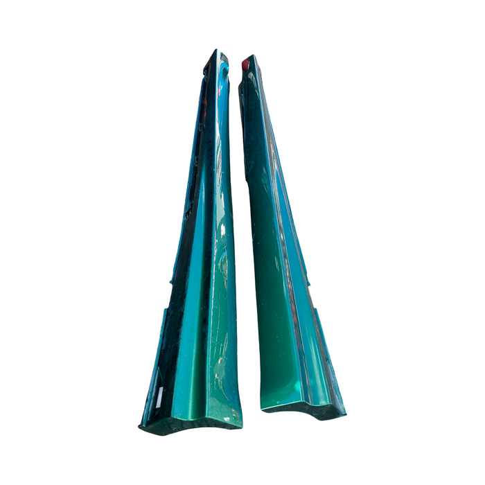 Da2-461 - VF SS Holden Commodore Ute - Sideskirts Set - Poison Ivy #746S