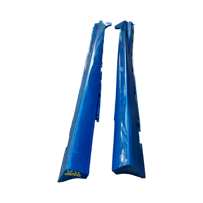 Da2-465 - VE SS Holden Commodore Sedan - Sideskirts Set - Perfect Blue #824T