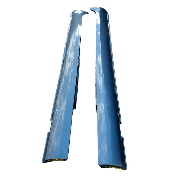 Da2-466 - VF Holden Commodore Berlina - Sideskirts Set -