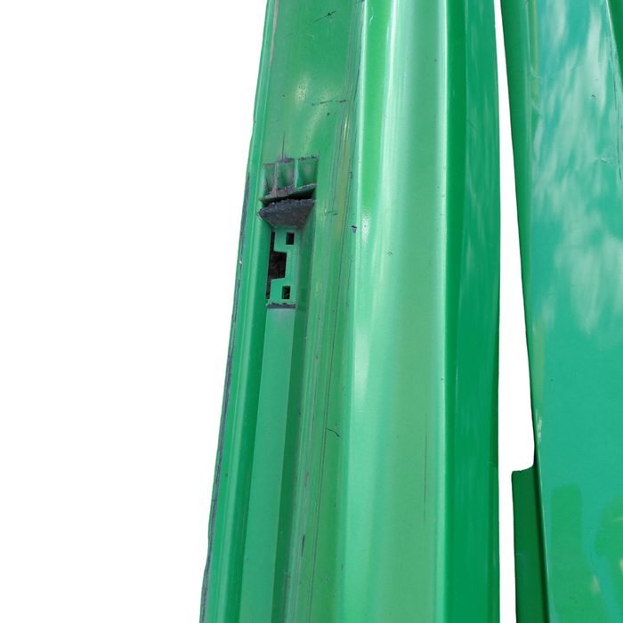 Da2-469 - VF SS Holden Commodore Ute - Sideskirts Set - Green