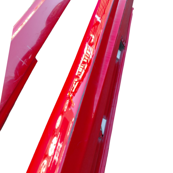 Da2-473 - VF SS Holden Commodore Ute - Sideskirts Set - Sting Red #687F